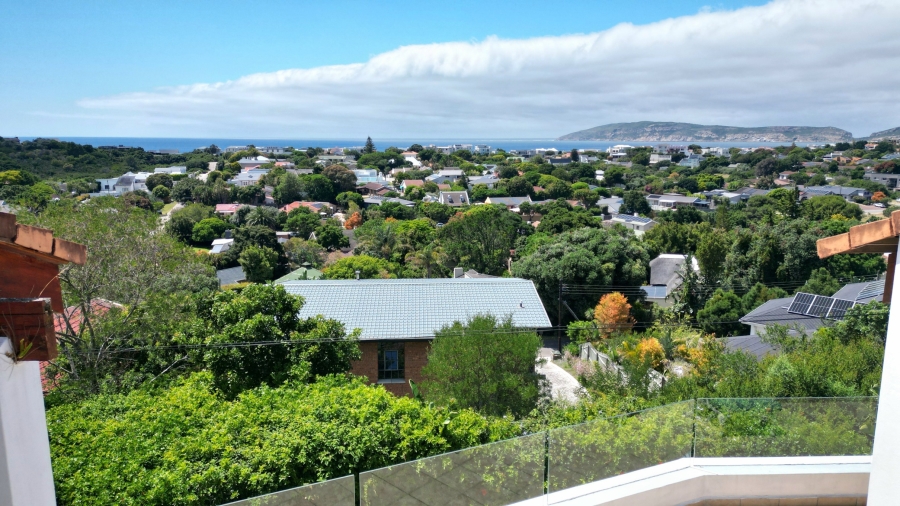 5 Bedroom Property for Sale in Lower Robberg Western Cape